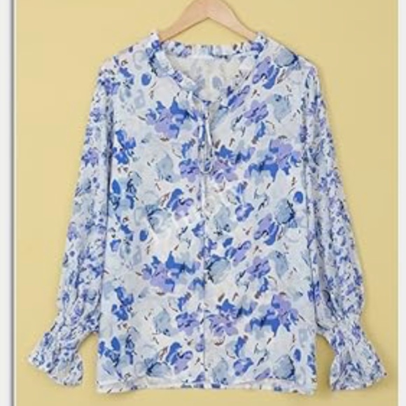 Women's Floral Print V Neck Tie Front Blouse in White Multi sz small - Picture 7 of 7